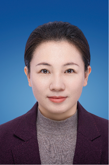 杨琼.jpg
